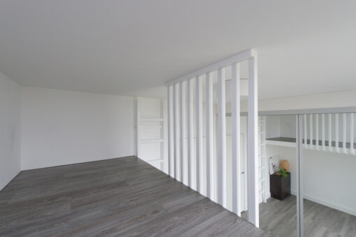 Contemporary-wall-to-wall-bespoke-mezzanine-loft-with-ladder